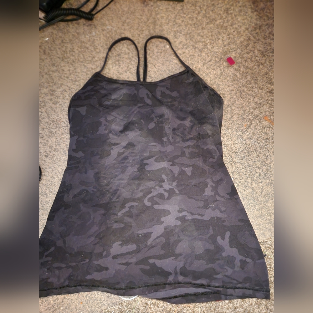 Lululemon tank